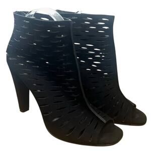Diane Von Furstenberg Suede Leather Black Laser Cut Peep Toe Booties Size 8